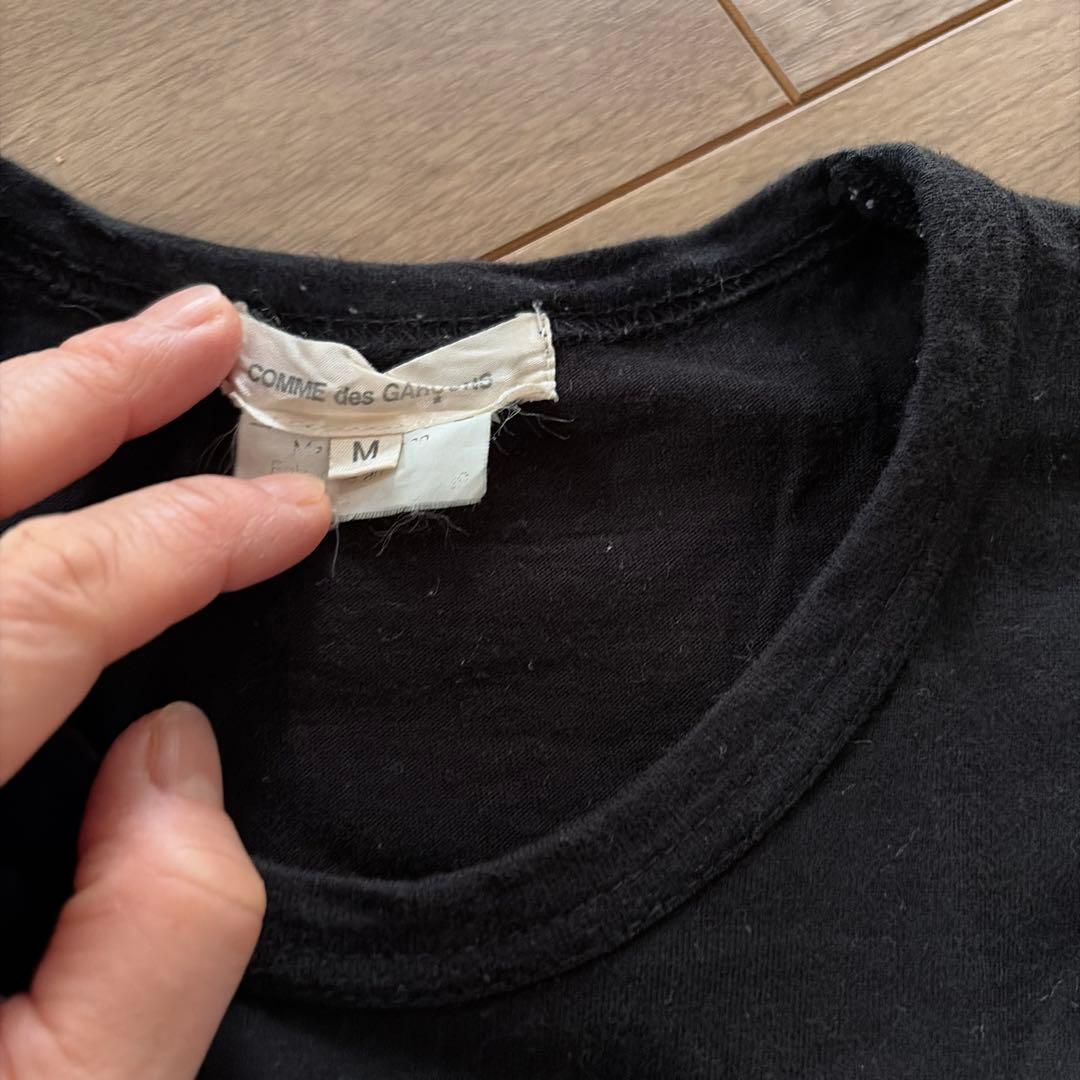 COMME des GARÇONS 黒 赤 グラフィック Tシャツ M